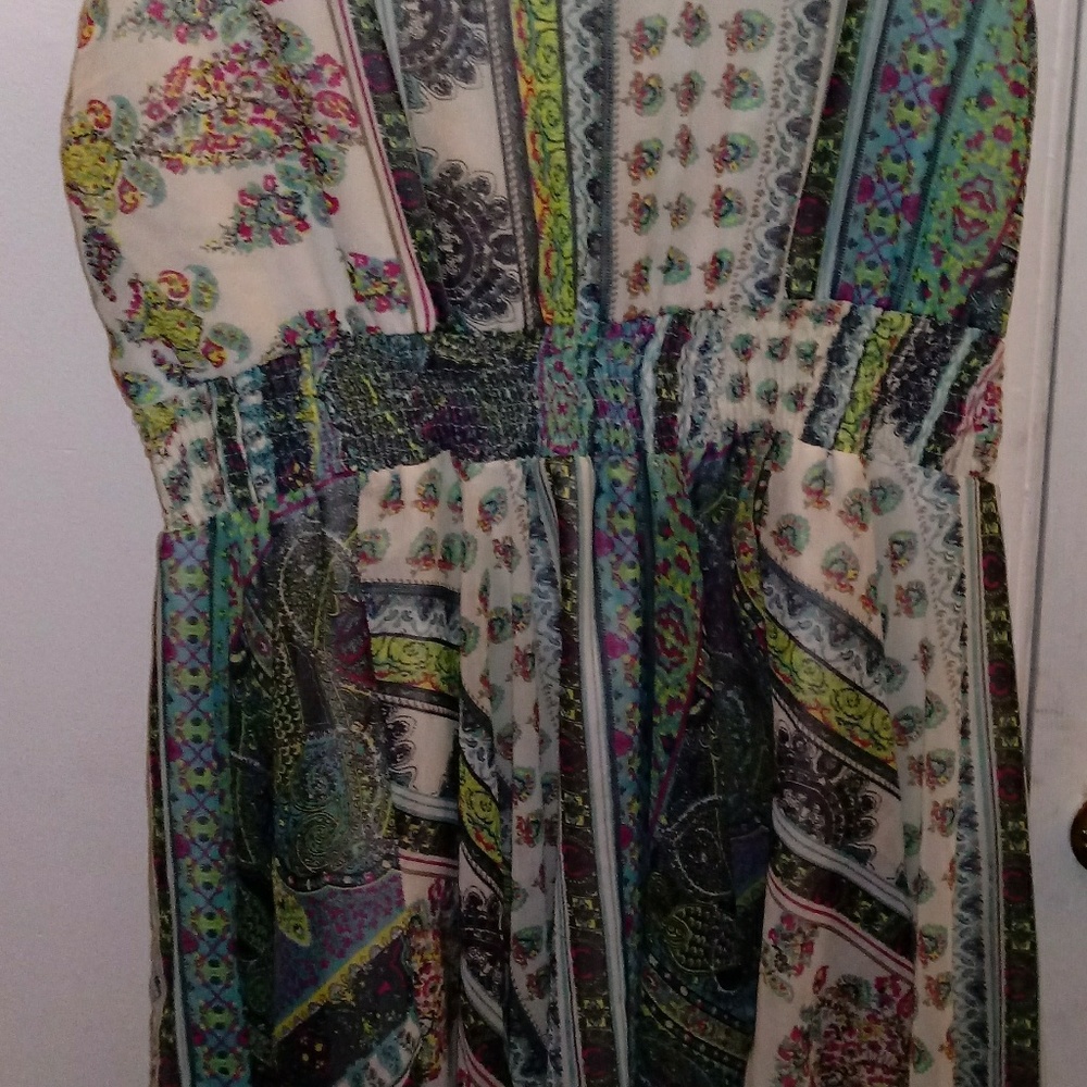 Sleeveless dress